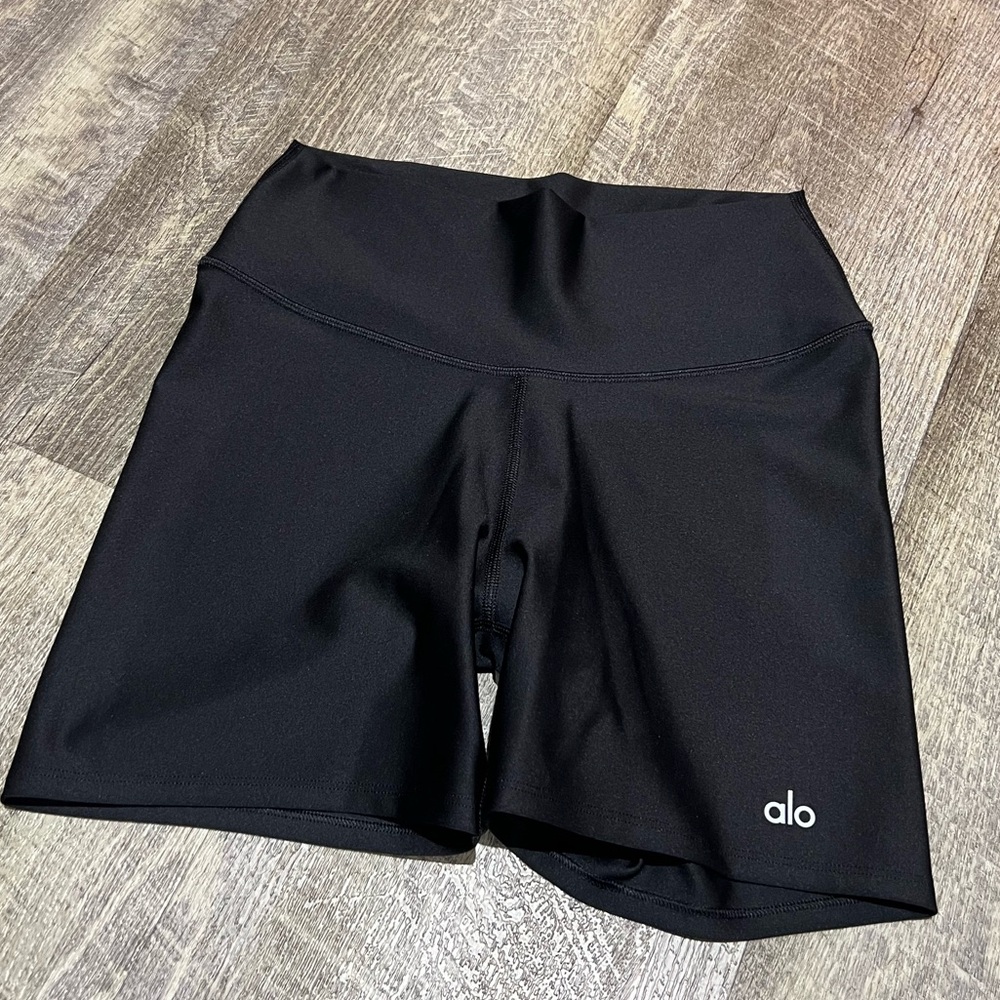 Alo 5" Airlift Energy Short